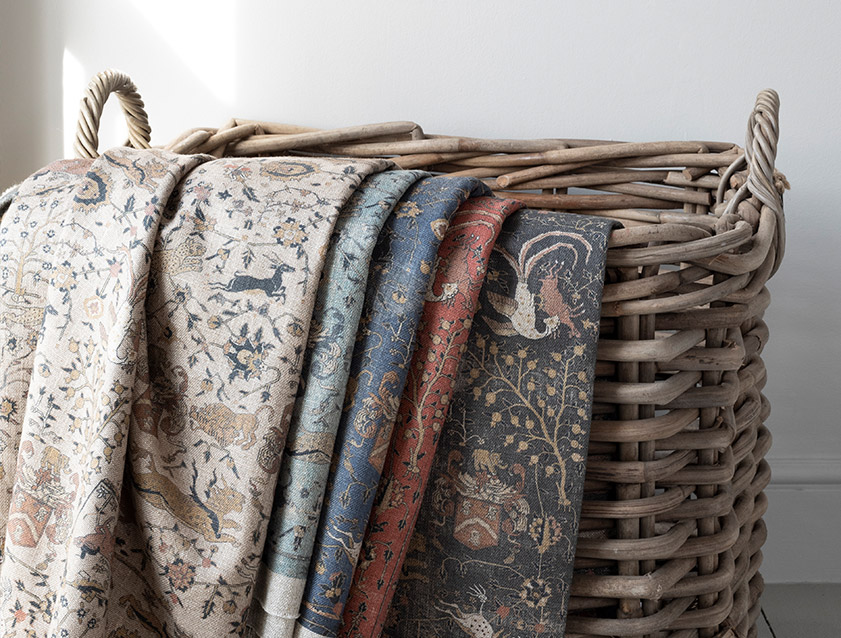 V&A Threads of India Lahore Dynasty bundle